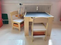 Kindertisch mit zwei Stühlen Berlin - Neukölln Vorschau