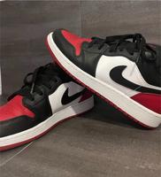 Nike AIR Jordan 1 Low Weiß,rot, schwarz Niedersachsen - Bad Zwischenahn Vorschau