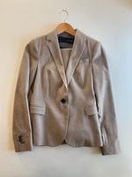 Eleganter Anzug / Blazer mit Hose / Kombi - Gr. S / 36 - beige Niedersachsen - Nienstädt Vorschau