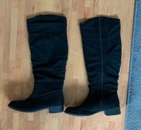 Hohe Stiefel Velours gefüttert Gr. 40 Frankfurt am Main - Eckenheim Vorschau