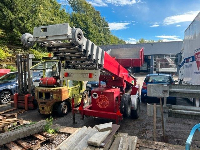 Andere Teupen Möbelaufzug, 22 m, guterZustand,HU09/24 in Wuppertal