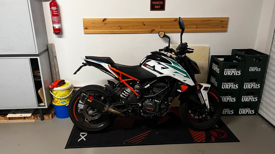 KTM Duke 125 in Lebach