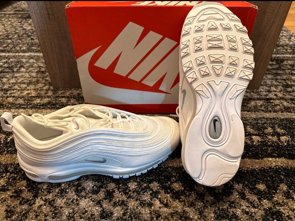 Nike Air Max 97 | Gr. 44 | weiß in OVP in Pforzheim