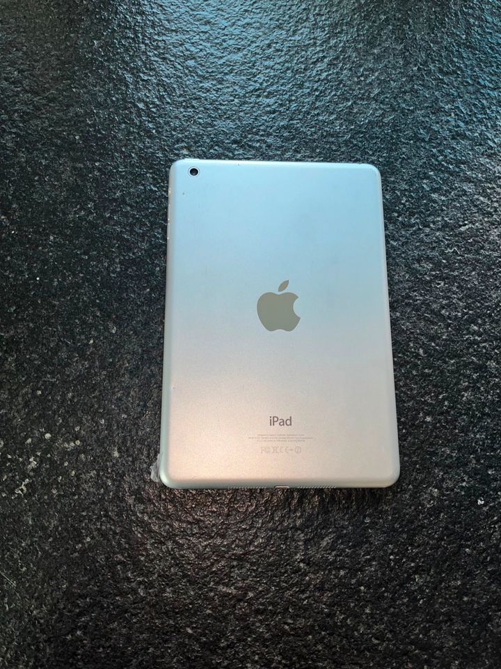 Verkaufe iPad mini mit ca. 16GB in Dippoldiswalde