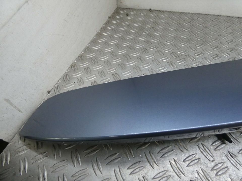 Mercedes W211 Dachspoiler A2117900188 Blau 353U Nr.53 in Massenbachhausen