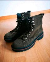 Schöne Stiefeletten in Wildlederoptik Gr. 40 Saarland - Überherrn Vorschau