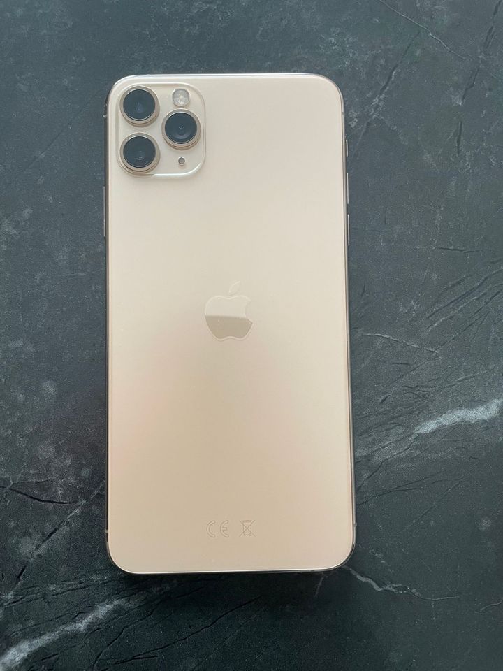 Iphone 11 Pro Max 64gb gold in Recklinghausen