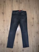 S. Oliver Jeans grau Stretch Gr.36 Shape Slim Bayern - Raubling Vorschau