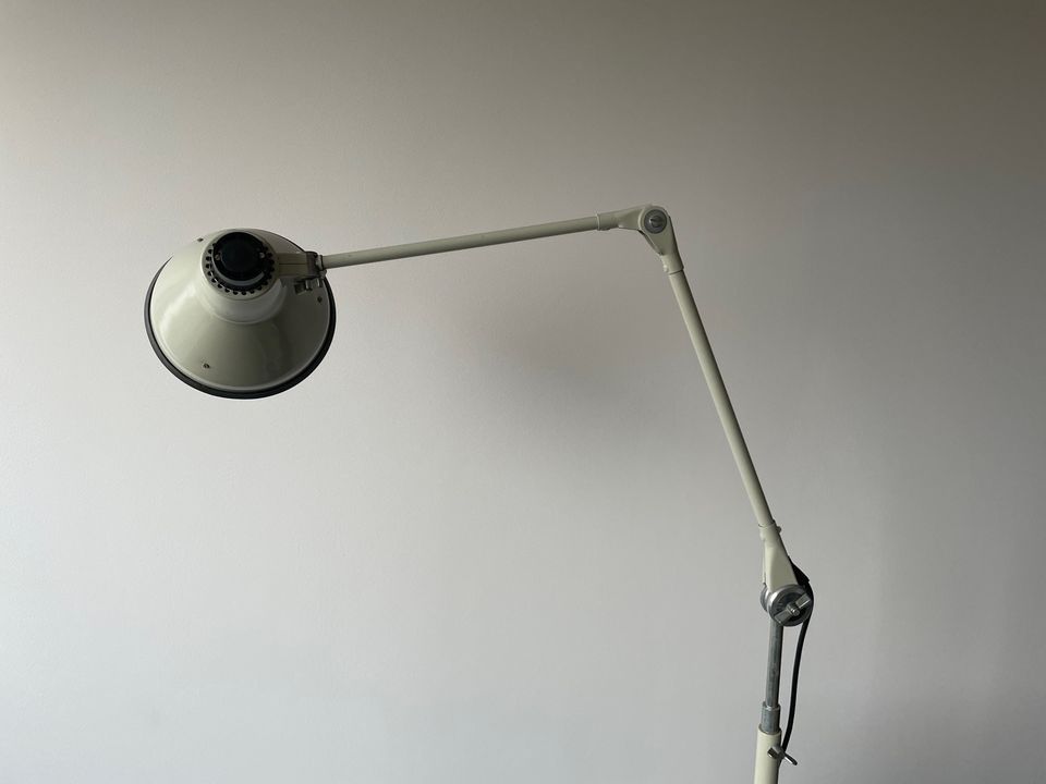 Rademacher Werkstattlampe Loft Design Industire Atelier Lampe in Berlin