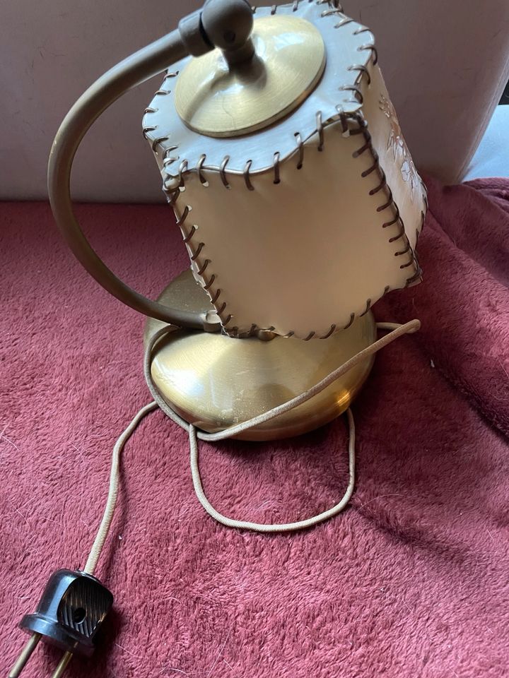 Lampe 40er 50er klein Blume alt Messing? Vintage shabby in Kaufungen