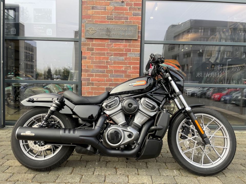 Harley-Davidson RH975 Nightster Special mit Jekill & Hyde in Bielefeld