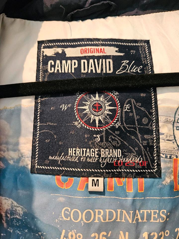 Camp David Winterjacke Größe M Top Zustand in Söhlde