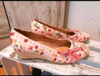 Tamaris Schuhe Sommer Kirschen Erdbeeren Pumps Gr. 37 Brandenburg - Wittstock/Dosse Vorschau