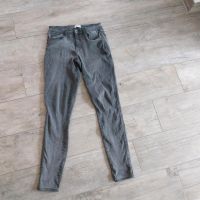 Only Jeans Hose grau Gr. M 40 / 42 Länge 32 Niedersachsen - Schüttorf Vorschau