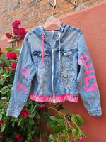Tredy Jeans Jacke m. Fehler Kapuze Gr. 2 L 40 Schrift pink Nieten Nordwestmecklenburg - Landkreis - Grevesmuehlen Vorschau