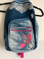 Desigual Jeans Rucksack mit beweglichen Paletten Niedersachsen - Peine Vorschau