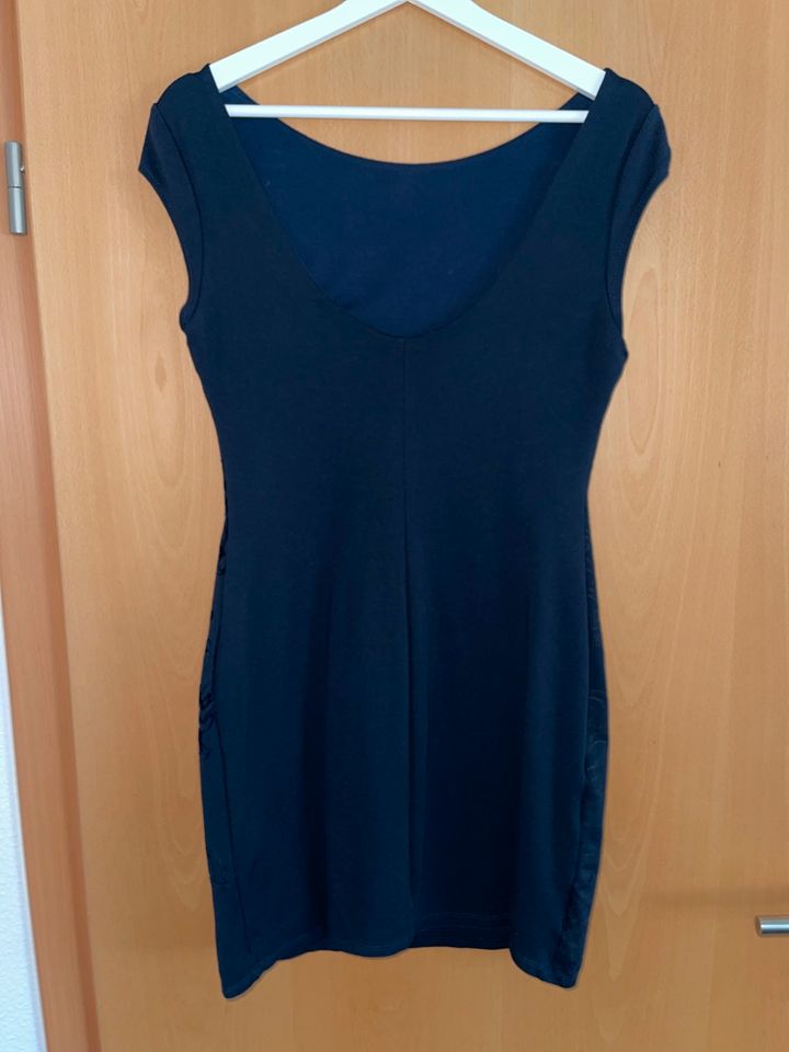 Desigual Kleid, blau, Gr. M, TOP in Bottrop