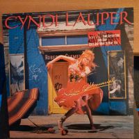 Vinyl LP  Cyndi Lauper 'she's so unusual' Berlin - Tempelhof Vorschau