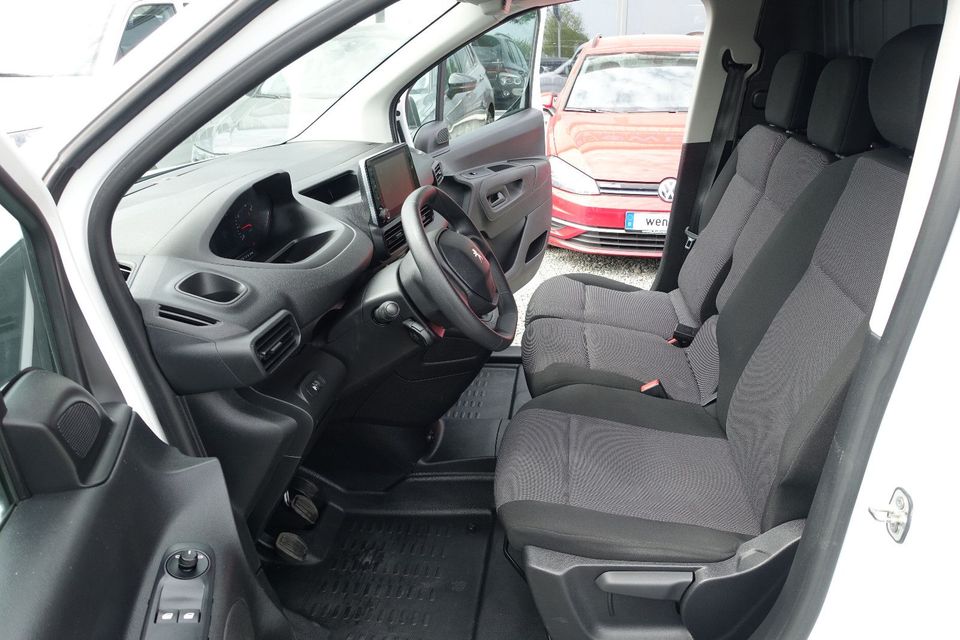 Peugeot Partner Premium 1.5 HDI KLIMA NAVI Insp+TÜV NEU in Beckdorf