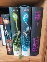 Skulduggery Pleasant Bücher Teile 1-4 Kiel - Gaarden Vorschau