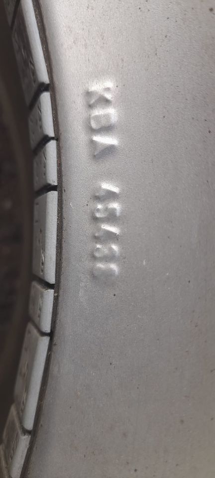 BMW 3  Winterreifen 225/55 R16 M+S in Thale