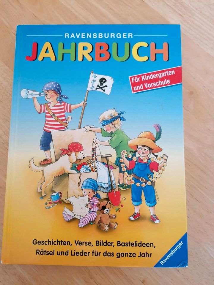 Ravensburger Jahresbuch (Kinderbuch) in Donaueschingen