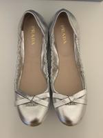 PRADA Ballerinas aus Nappa-Leder, silber Gr.: 40 NP740€ 1xgetr. Hamburg-Nord - Hamburg Uhlenhorst Vorschau