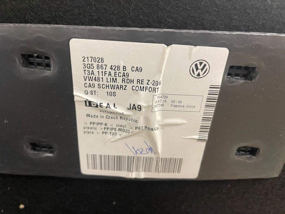 VW Passat B8 Seitenverkleidung rechts 3G5867428B in München