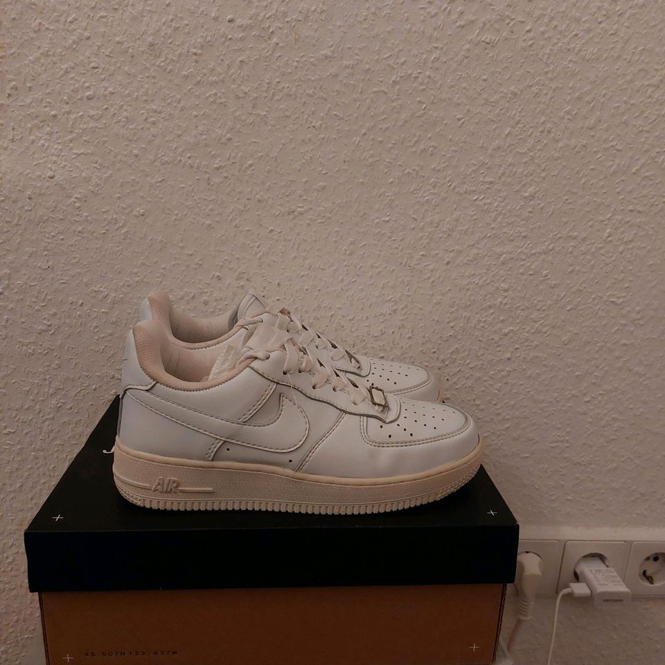 Nike Air Force One Damen Sneaker Grösse 36 in Berlin