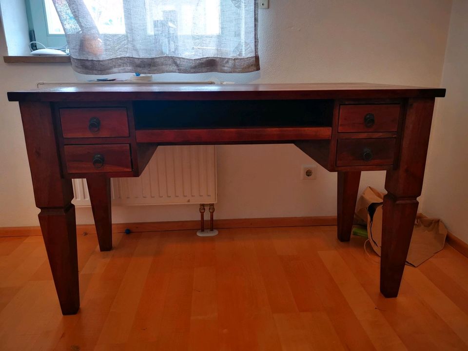 Massivholz Schreibtisch 130x60cm in Grafing bei München