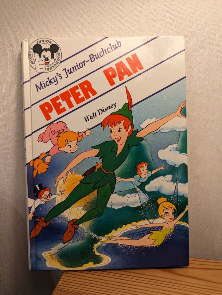 Kinderbuch 'Peter Pan' von Walt Disney in Niebüll