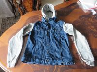 Coole zweifarbige Jeansjacke blau & grau Kapuze Gr. 164 wie neu! Hamburg - Wandsbek Vorschau