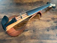 Yamaha YEV 105 4/4 5-Saiter E-Violine Geige mit Zubehör Bayern - Wasserburg Vorschau