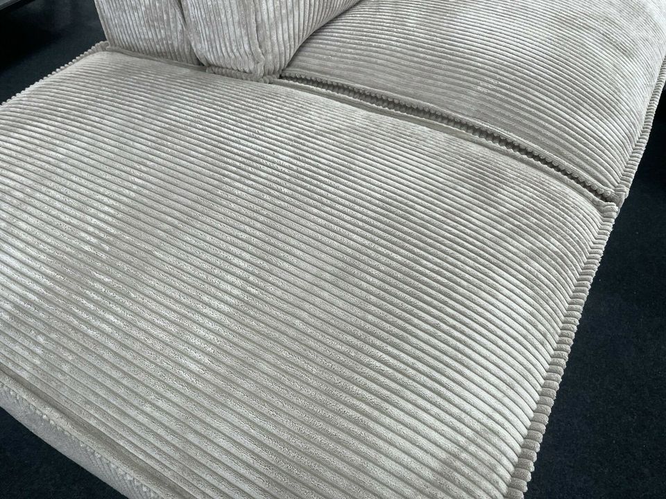 Couch Sofa Landschaft velour beige Cord Sofa Taschenfederkern in Bad Oeynhausen