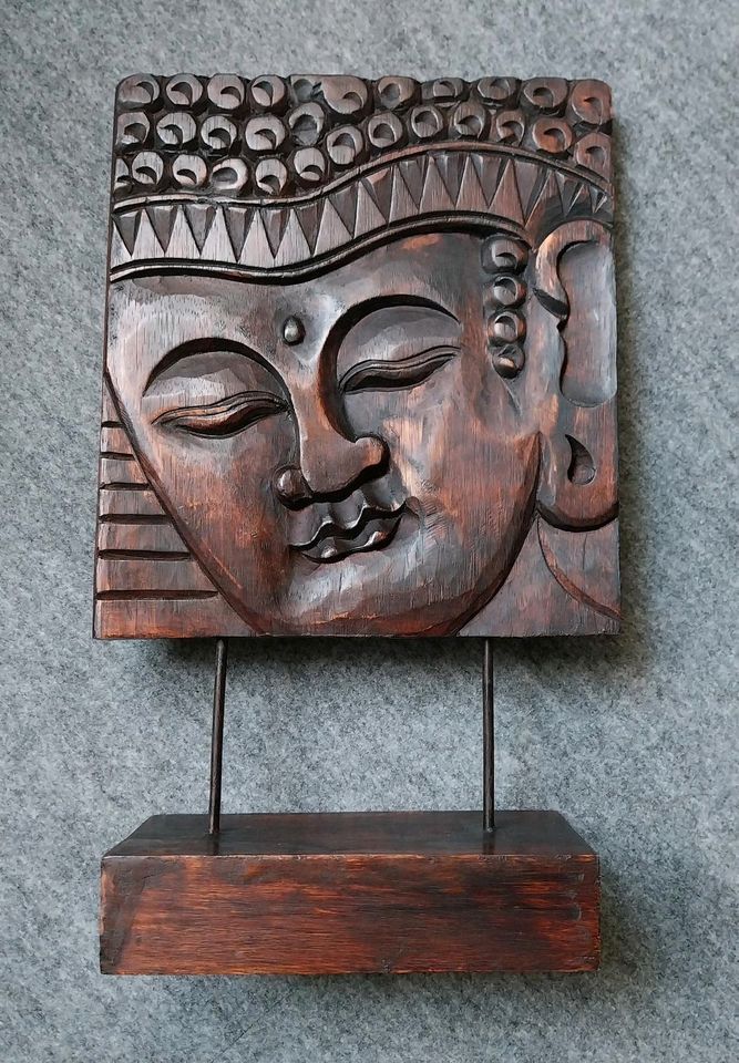 Großes Holzrelief Skulptur Buddha Buda aus Holz, Deko, Asia,China in Hofgeismar