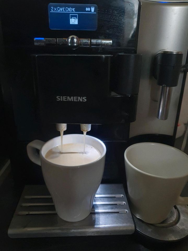 Siemens EQ7 Kaffevollautomat in Solingen