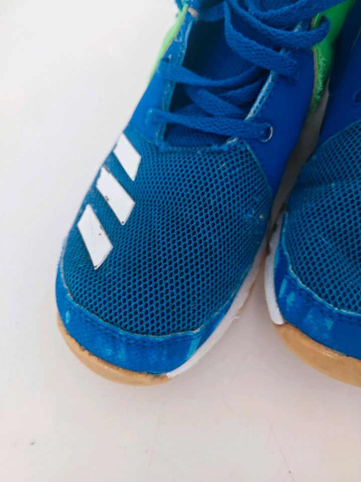 Adidas Sportschuhe  Gr. 38 Junge in Aschaffenburg