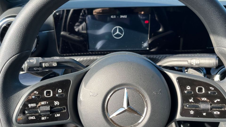 Mercedes-Benz A 180 7G-DCT  Style  Keyless-go, Mbux Paket in Bornheim