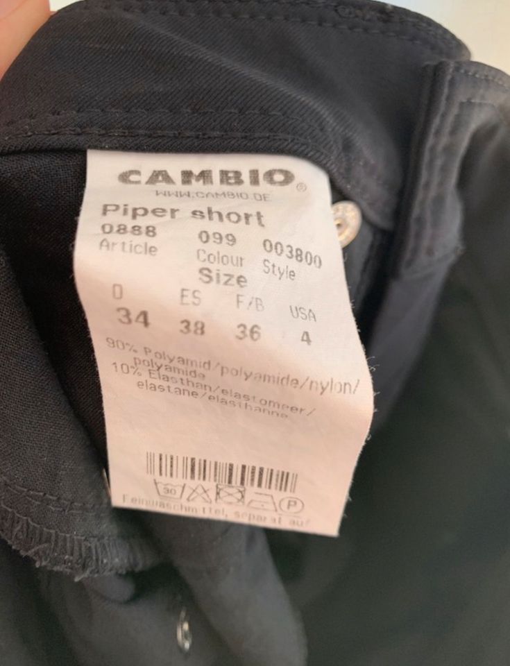 Schwarze 7/8 Hose von Cambio, Gr. 34 in Buchloe