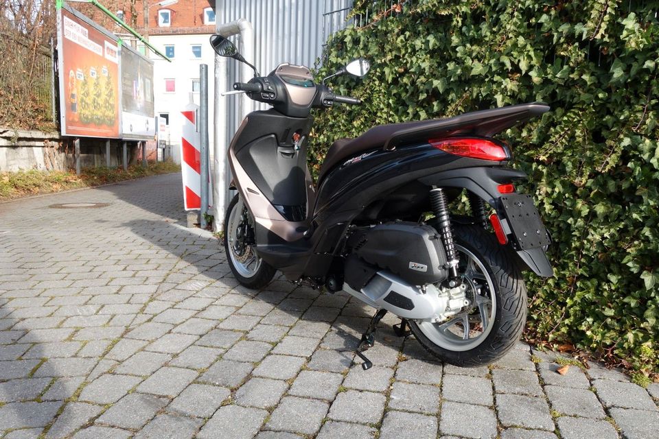 Piaggio Medley 125/S ABS-15PS  Deut. Modell. in München