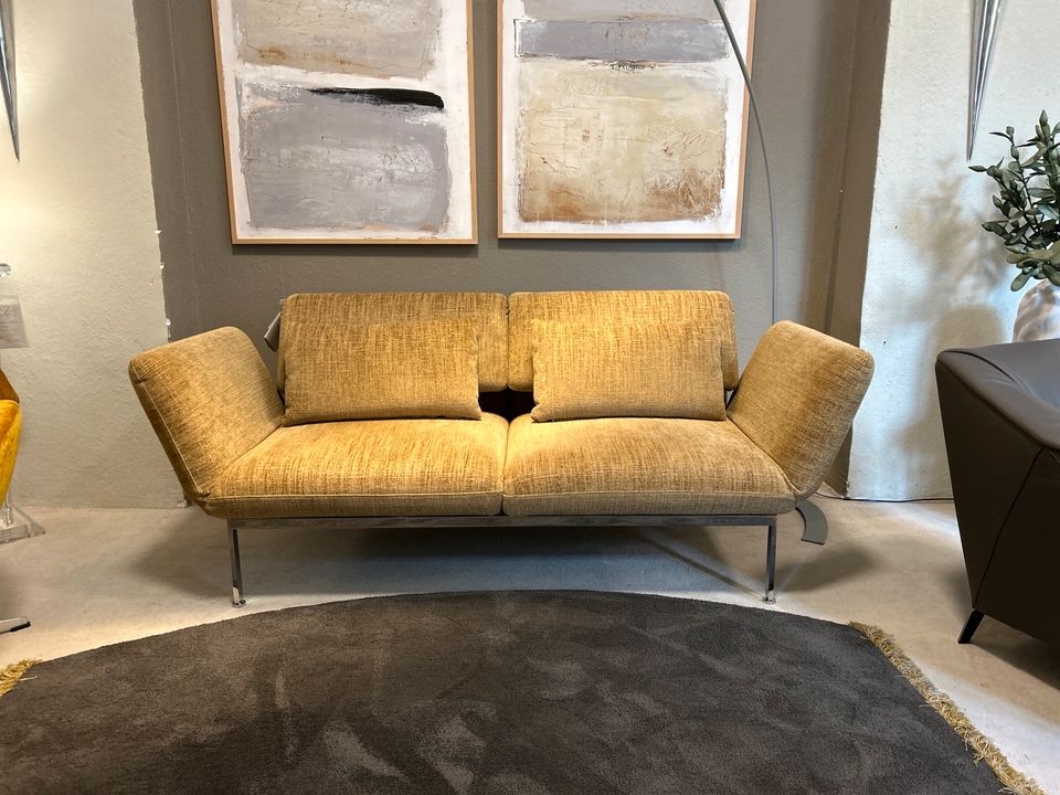 Sofa Roro Medium Brühl Ausstellungsstück in Berlin