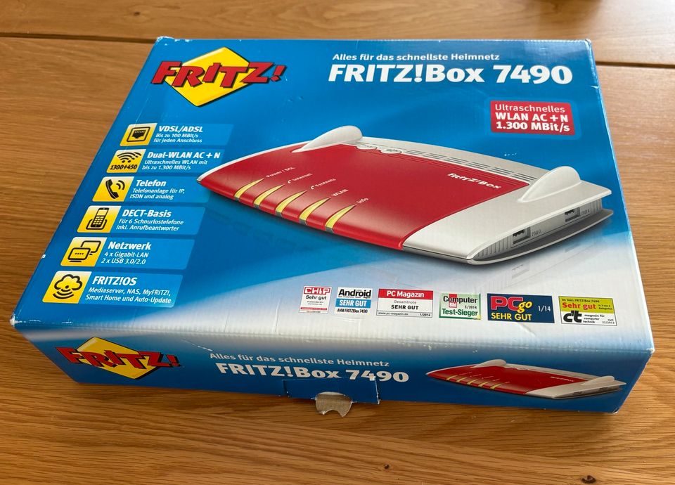 AVM FRITZ!Box 7490 in Düsseldorf