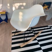 Vitra Eames Plastic Rocking Armchair RAR Schaukelstuhl Hessen - Limburg Vorschau