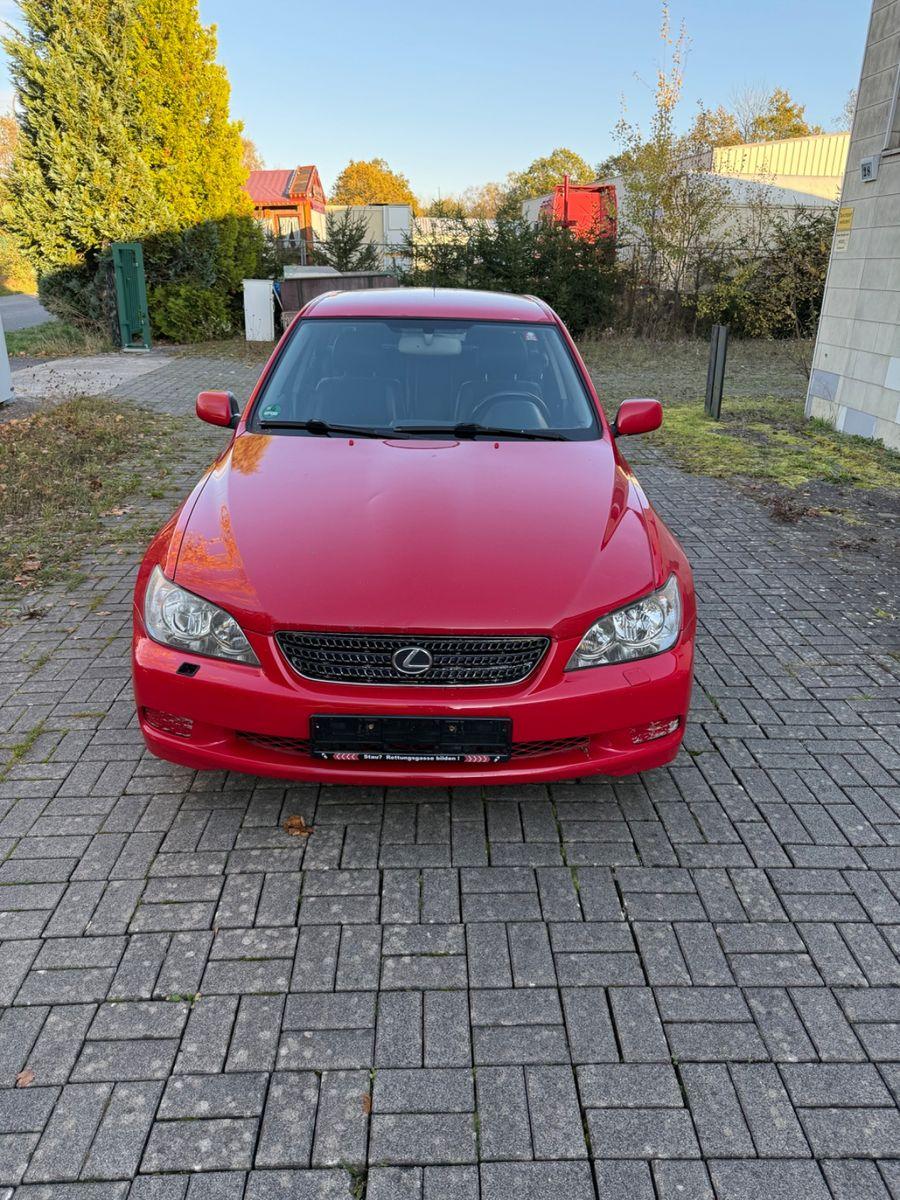 Abbildung des Autos Lexus IS 300 Sportcross -