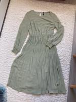 hellgrünes Kleid Bayern - Schweinfurt Vorschau