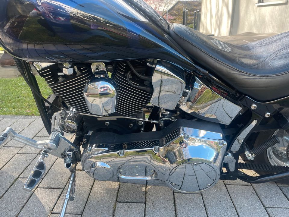 Harley Davidson Fatboy custom in Aiglsbach