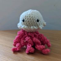 Octopus selbst gehäkelt Amigurumi kawaii Stofftier plushie DIY Leipzig - Connewitz Vorschau