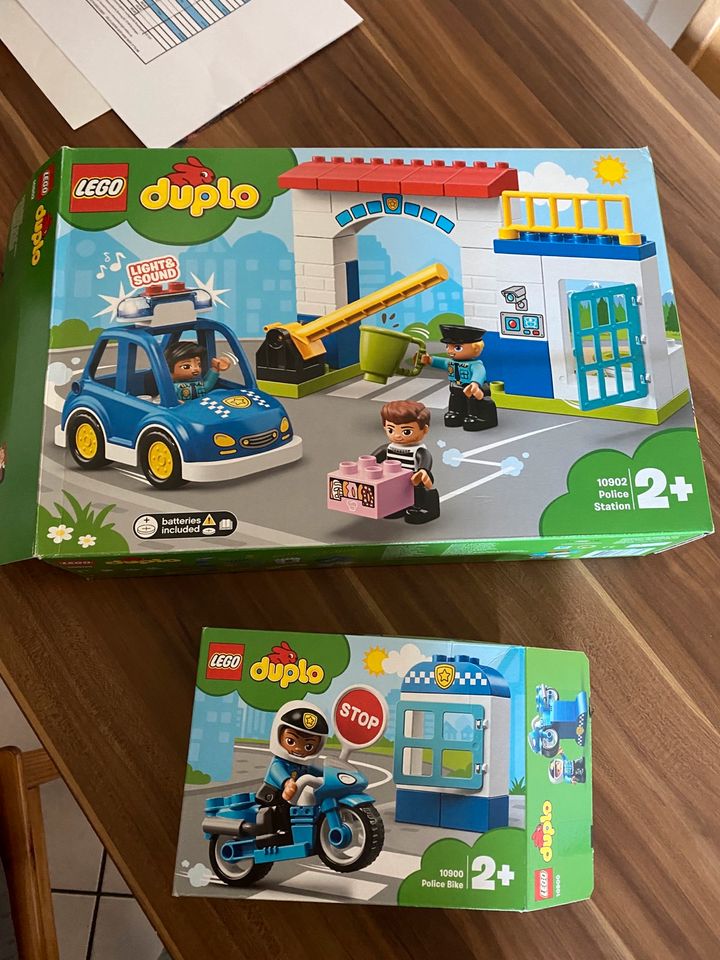 Polizei Station und Polizeibike von Lego Duplo in Reutlingen