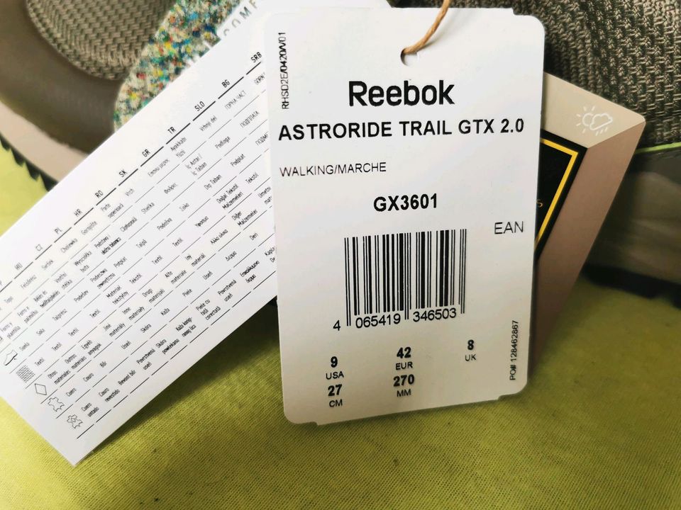 Reebok Gore-TeX Neu 42 in München