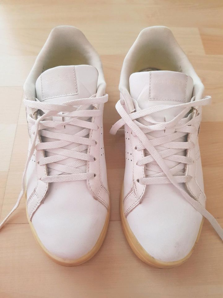 Adidas Sneakers  für Mädchen/ Damen, Gr 38 in Nürnberg (Mittelfr)